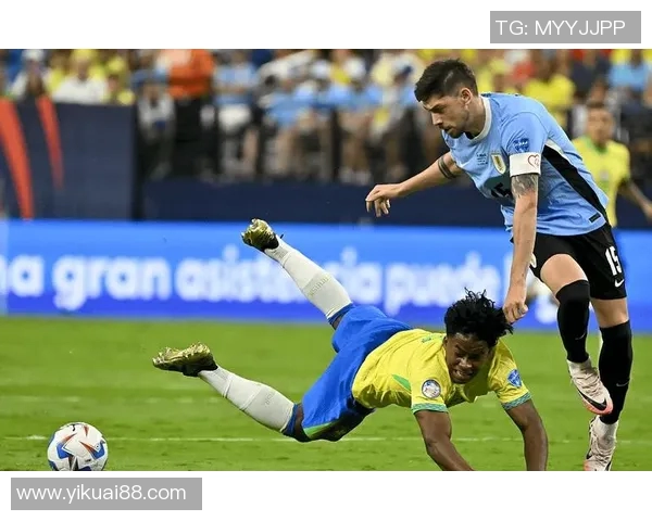 阿拉斯克与圣塔科罗马的精彩对决揭示足球战术的魅力与挑战