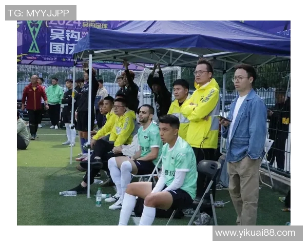 杭州足球队荣登足球意识排行榜第三名引发热议 杭州足球队荣登足球意识排行榜第三名引发热议