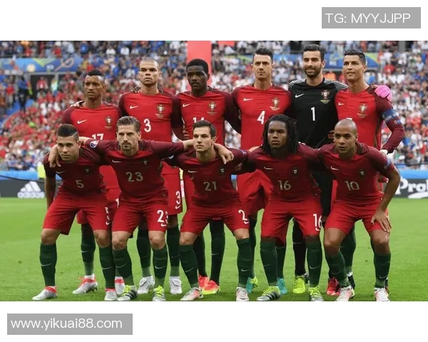 激烈角逐！全球顶级足球赛事震撼开幕，豪门球队争锋赛场谁主沉浮